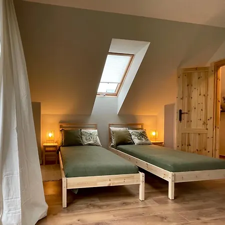 Przystanek 470 بيت للعطل *